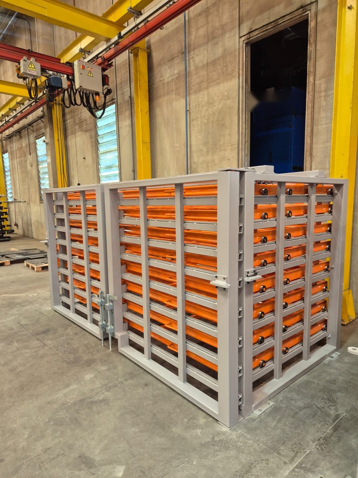 Gaveteiro industrial E. Facchini Montagens e Serviços LTDA – produto real em chão de fábrica